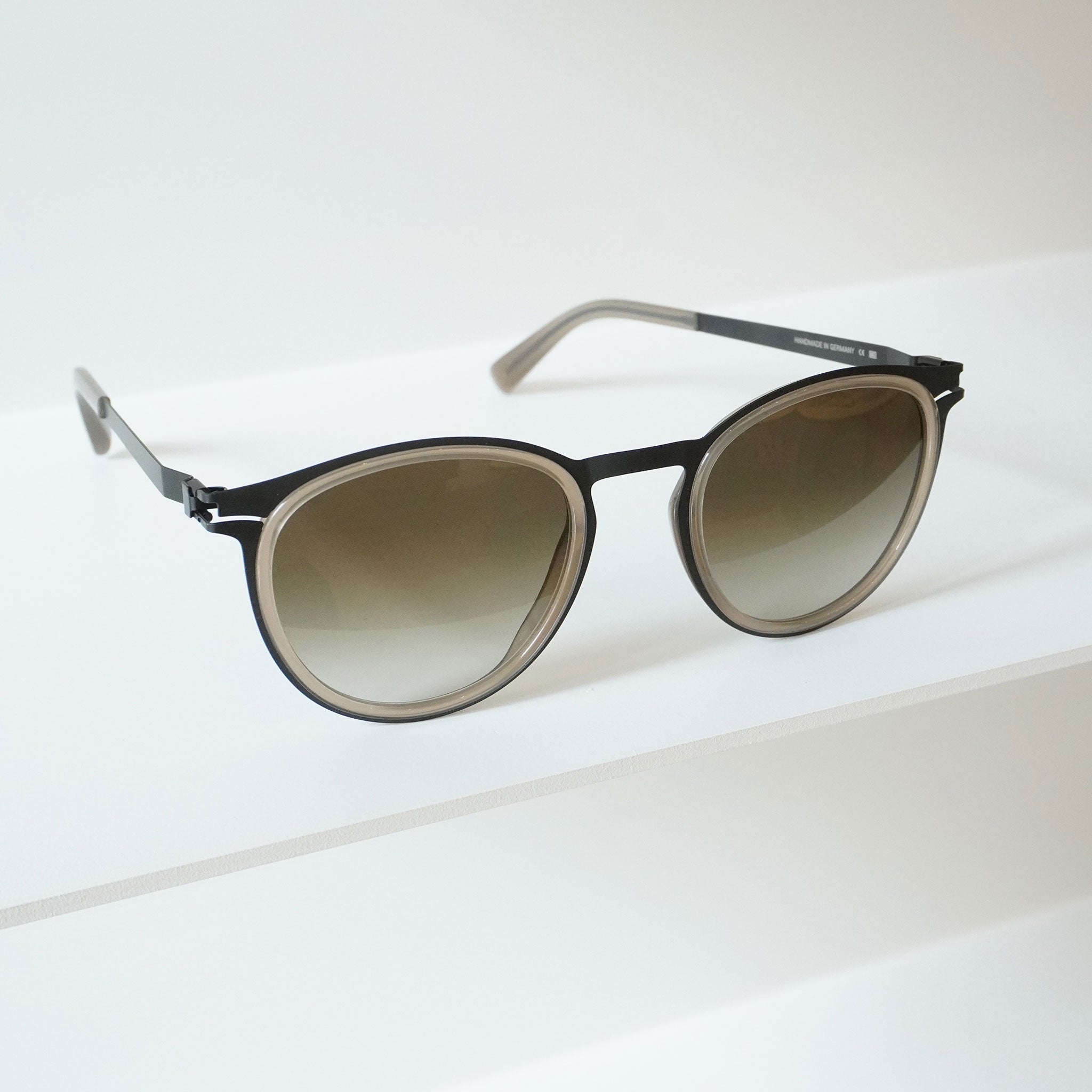 MYKITA マイキータ / BLACK/TAUPE RAWBROWN GRADIENT / サングラス
