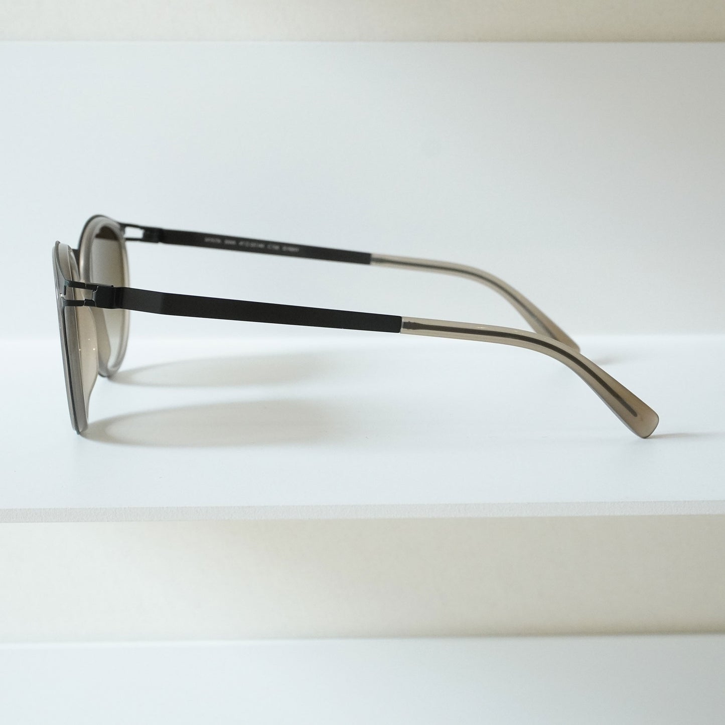 SIWA (BLACK/TAUPE RAWBROWN GRADIENT)