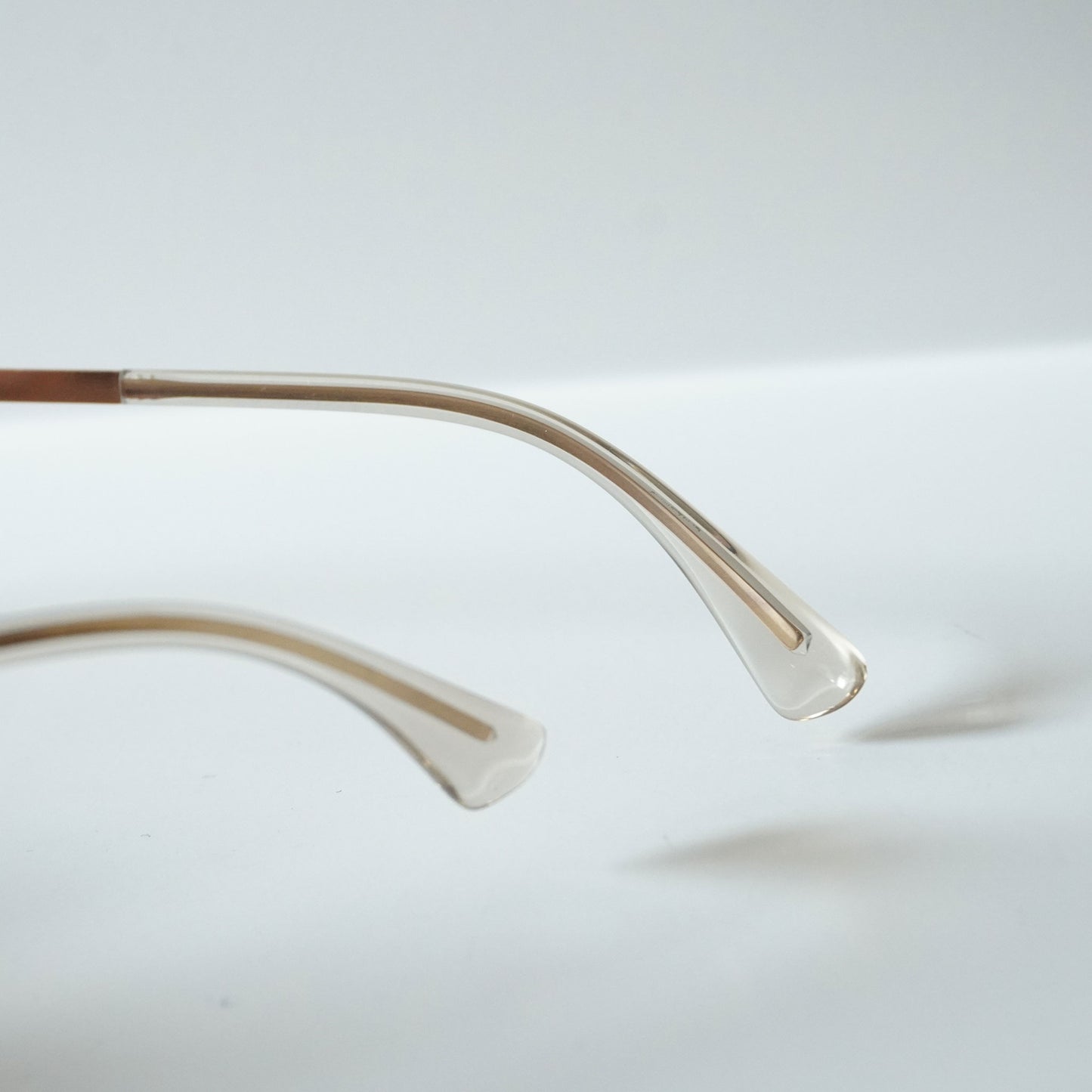 TALVI (GLOSSY GOLD)
