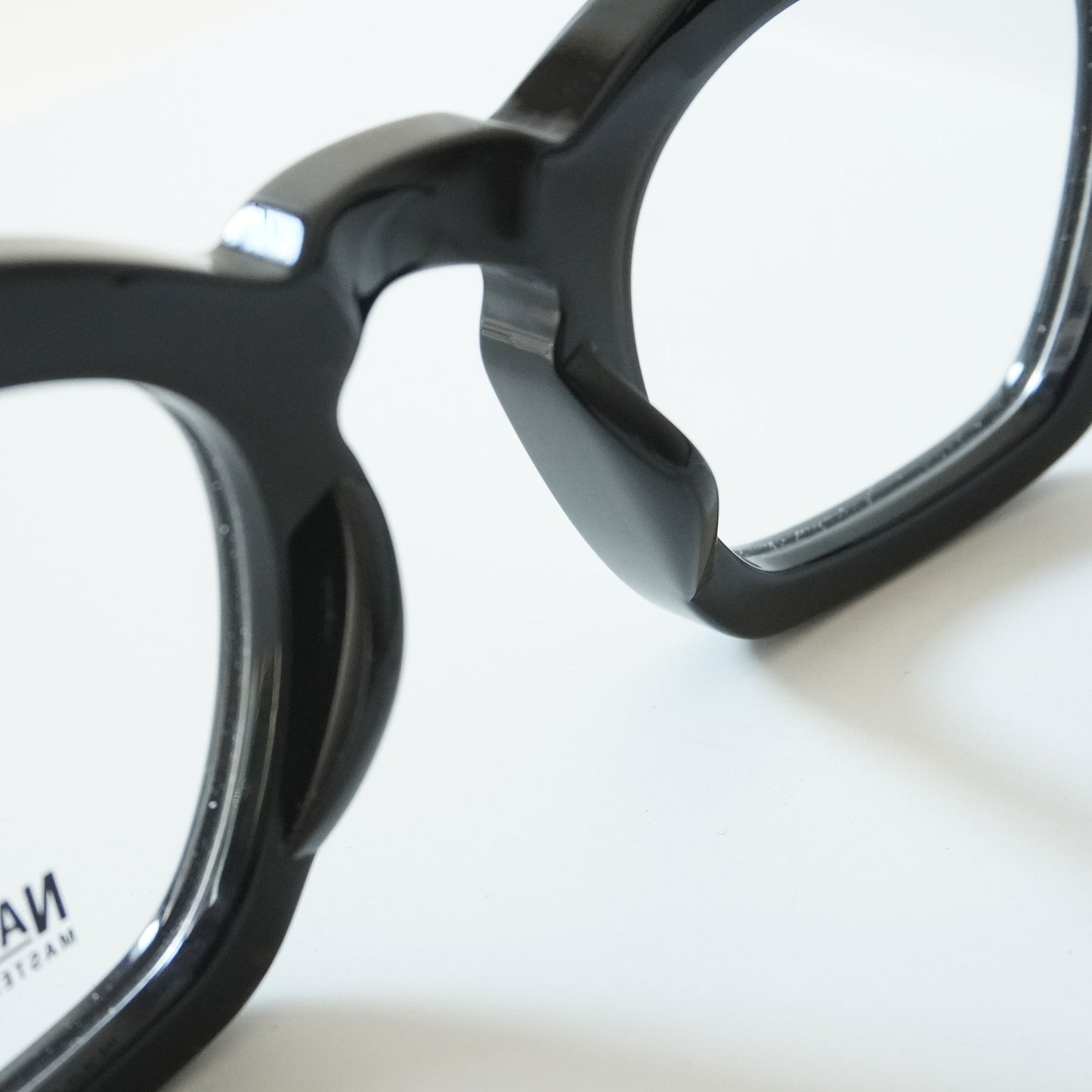 DUFFY (BLACK CRYSTAL)