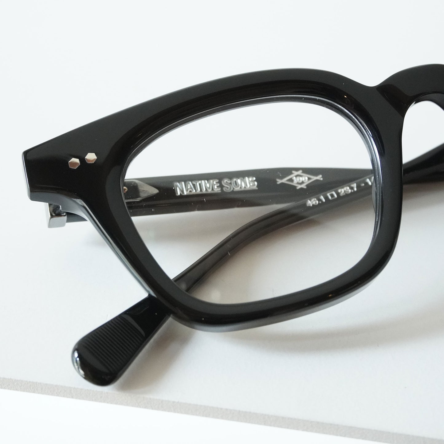 RAMS (BLACK CRYSTAL)