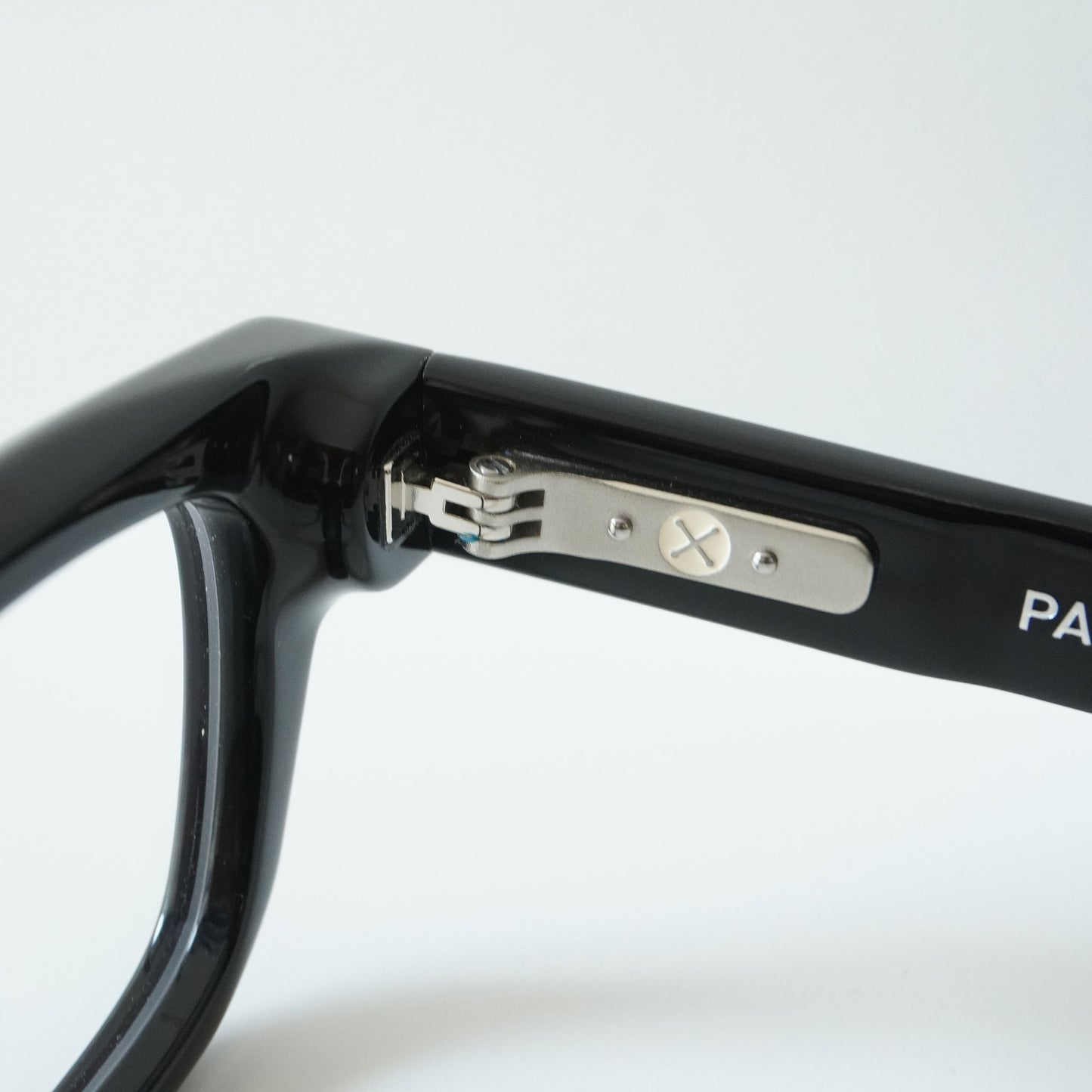 ECLAIREUR (BLACK)