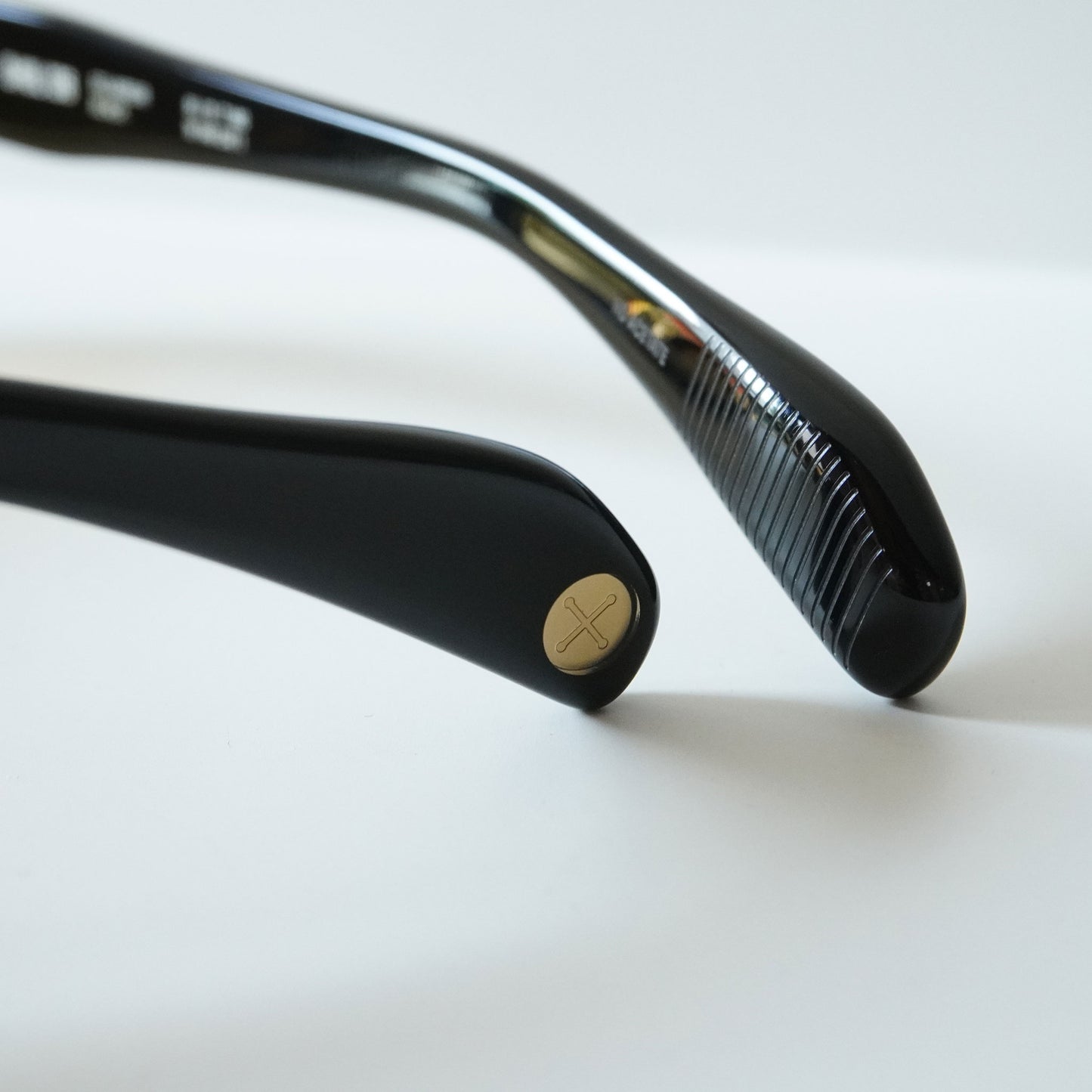 ECLAIREUR (BLACK)