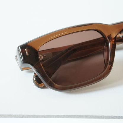 ECLAIREUR (DARK AMBER)