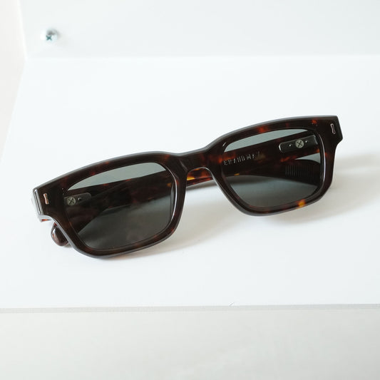 ECLAIREUR (DARK SHELL)