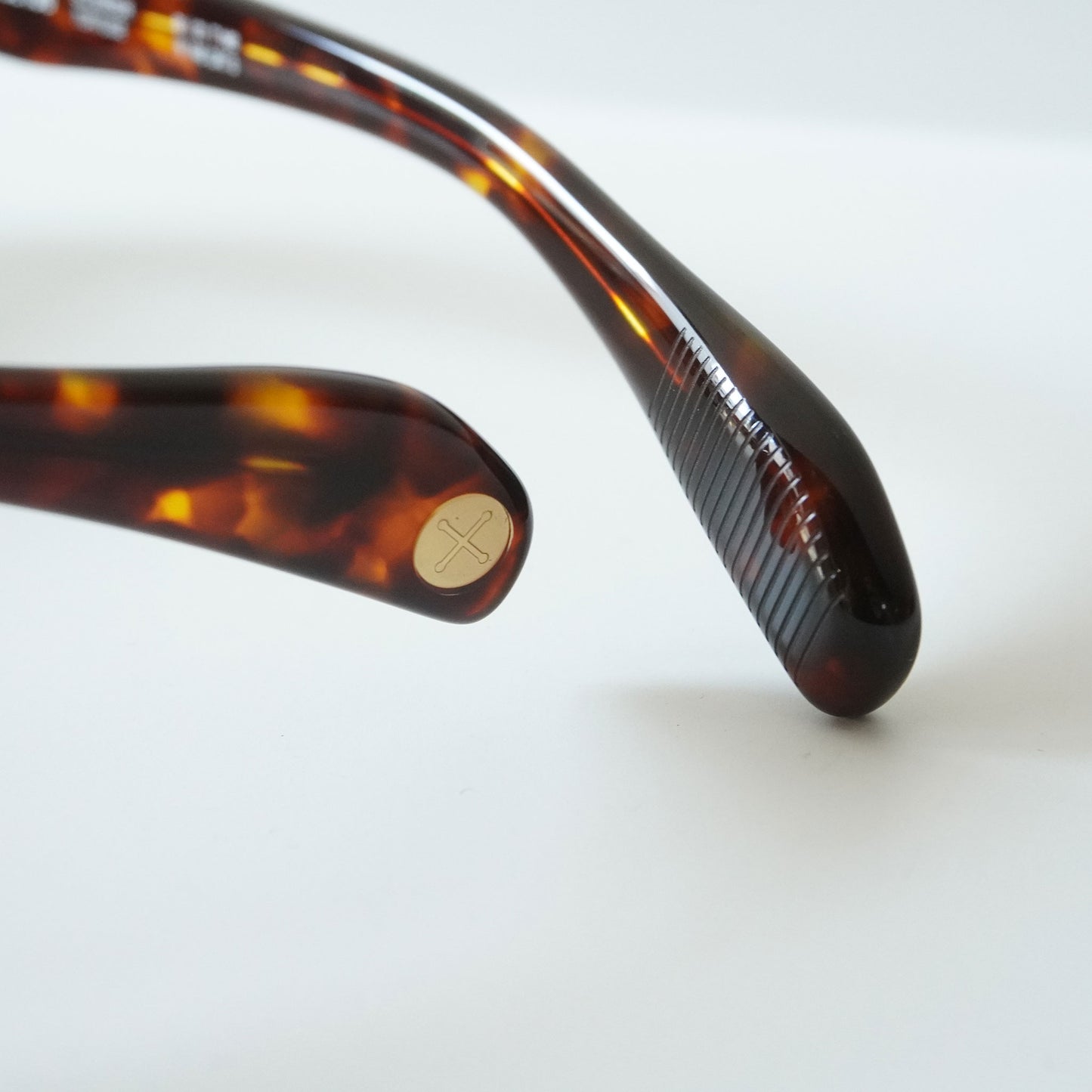 ECLAIREUR (DARK SHELL)