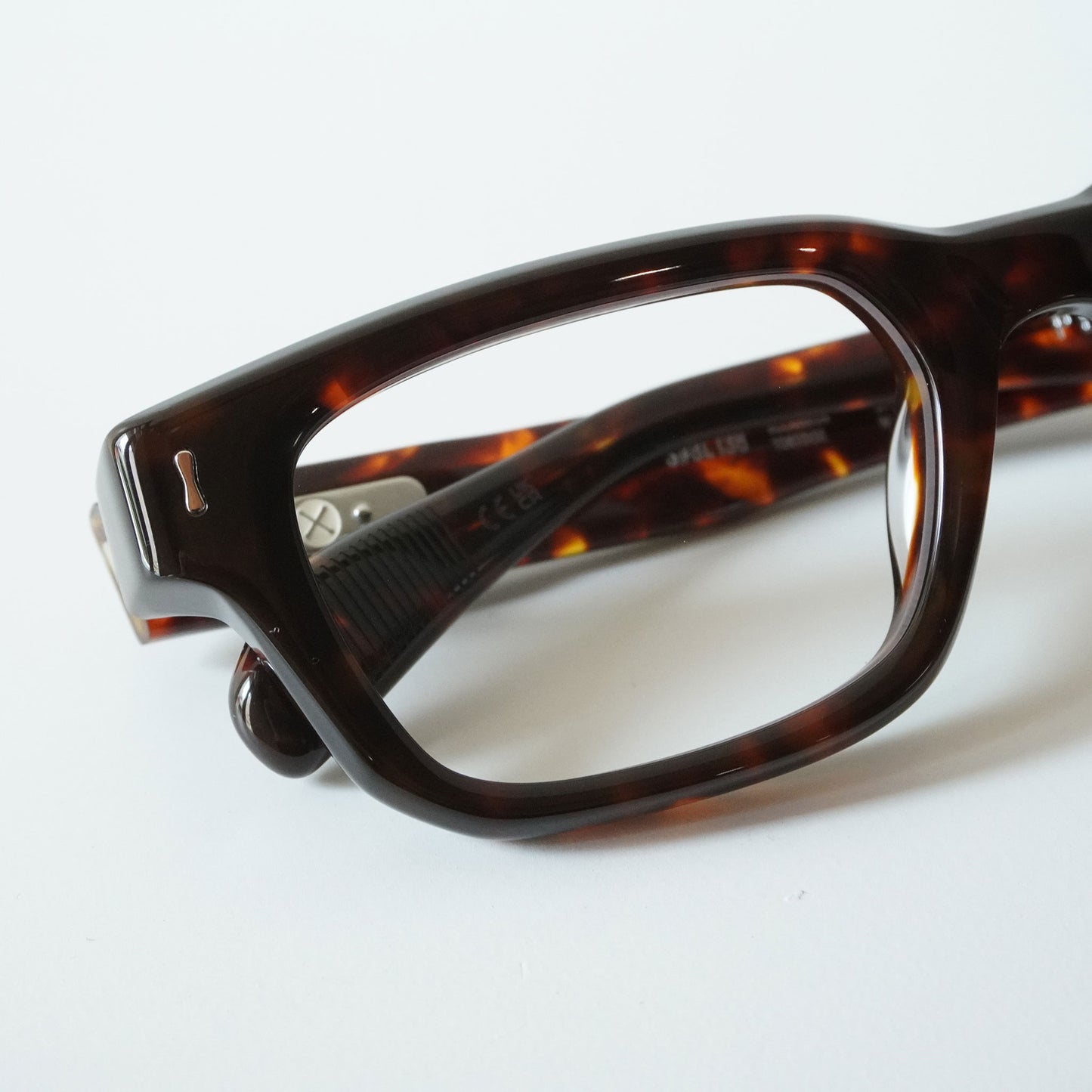 ECLAIREUR (TORTOISE)