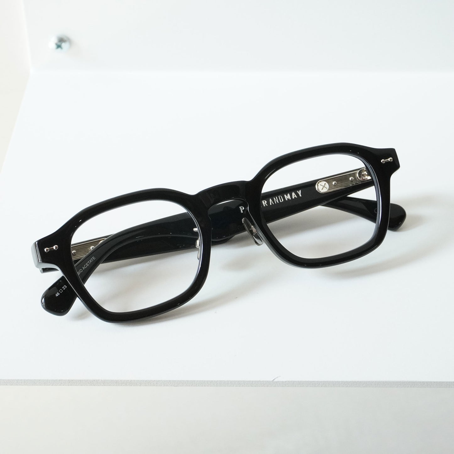 HERO ASIAN FIT (BLACK)