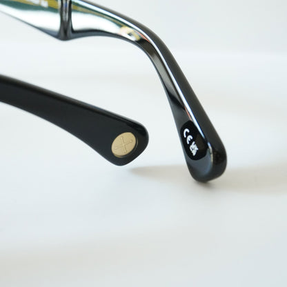LILY OF THE VALLEY (BLACK)