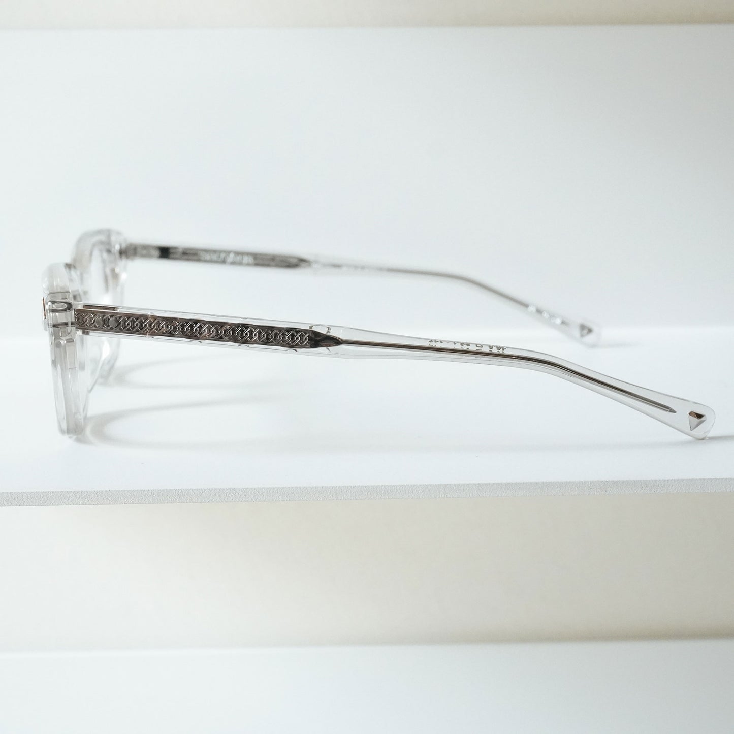 LADY JANE (LIGHT GREY CRYSTAL)