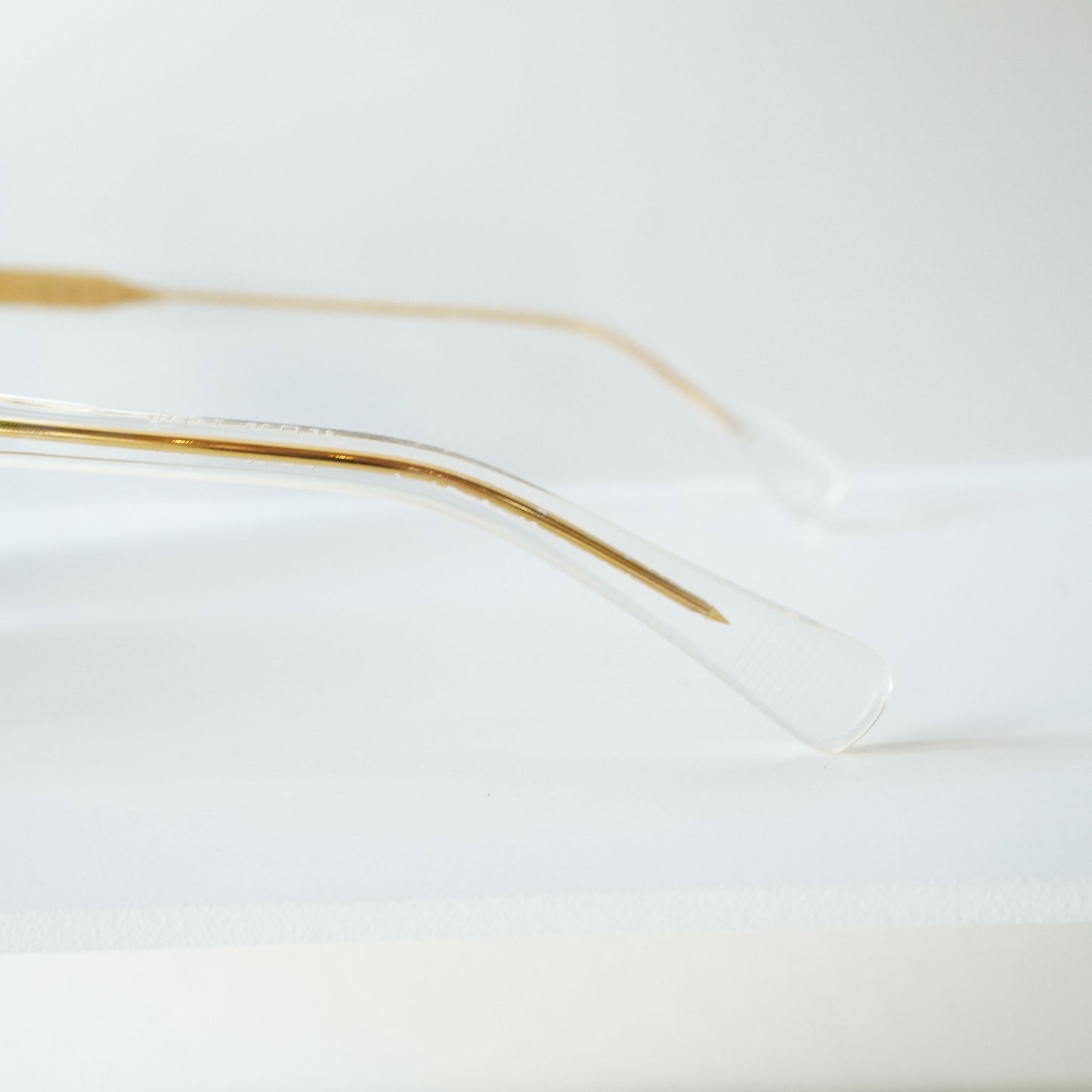 REPUBLIQUE SUN (CLEAR CRYSTAL)