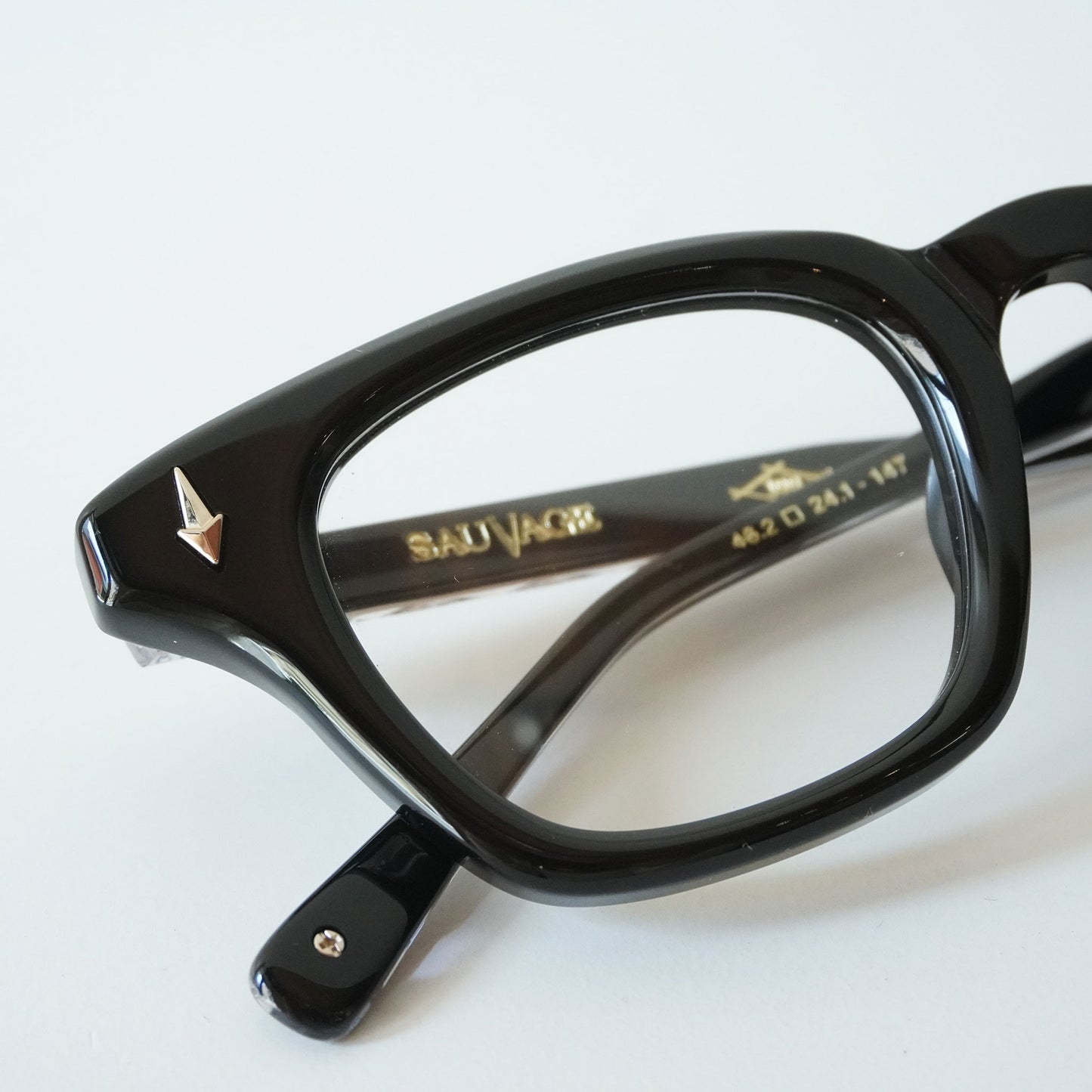 SYMPOSIUM (BLACK)