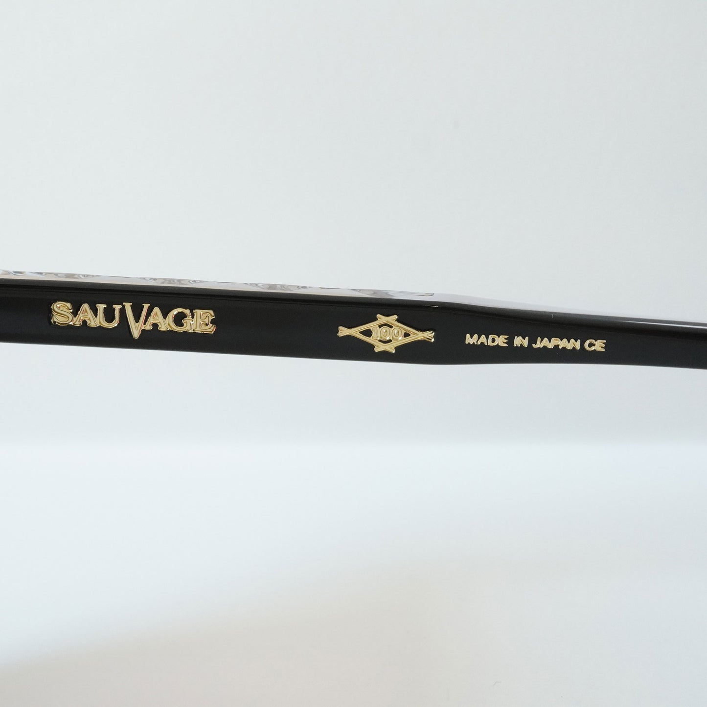 SYMPOSIUM (BLACK)