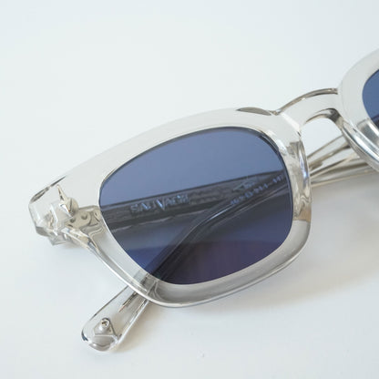 SYMPOSIUM (LIGHT GREY CRYSTAL)